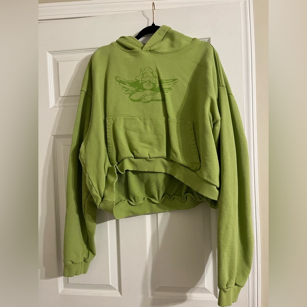 Read Me Cropped Hoodie